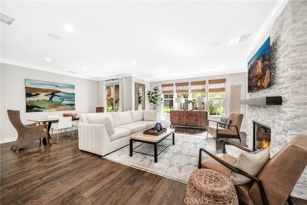 View Huntington Beach, CA 92646 house