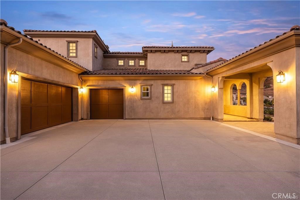 1715 Chimney Oaks Lane