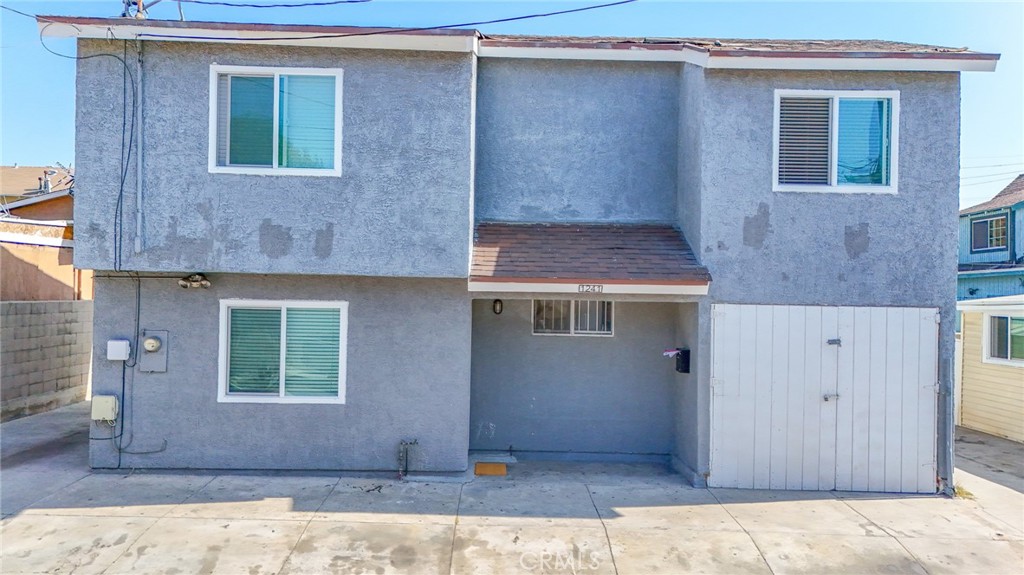 1239 n loma vista drive