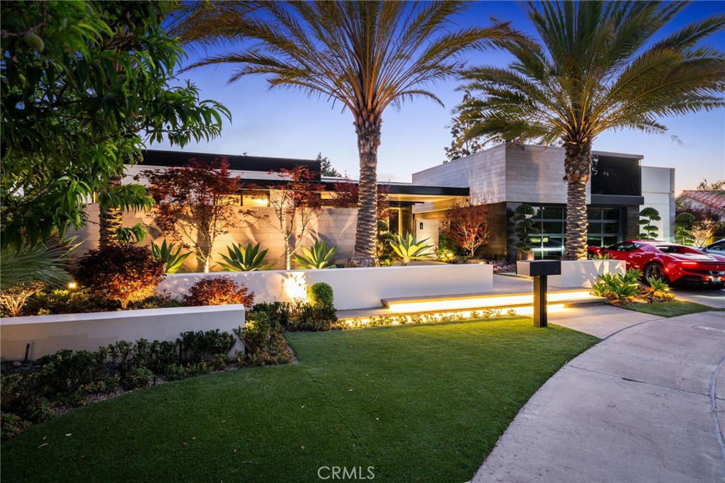 15 Torrey Pines Lane