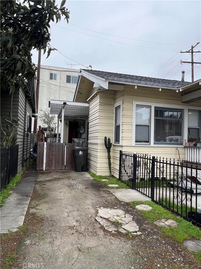 521 Olive Avenue