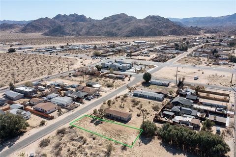Photo of 6394 Mountain View Street, Joshua Tree, CA 92252 (MLS # JT23025299)
