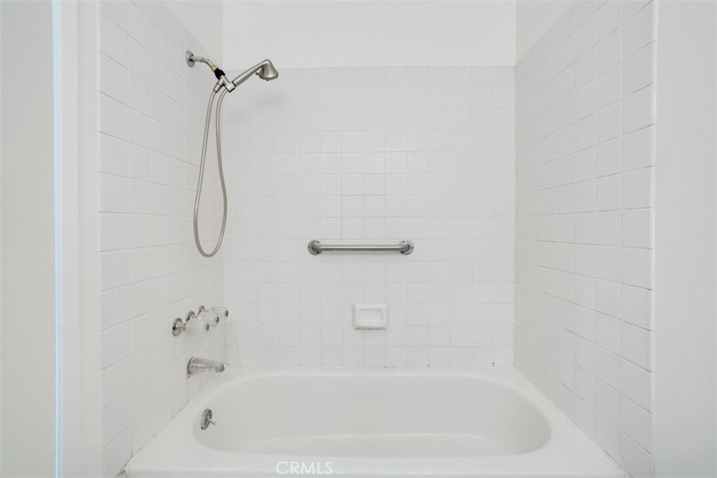 Photo 19 of 35 of 9518 Via Venezia condo