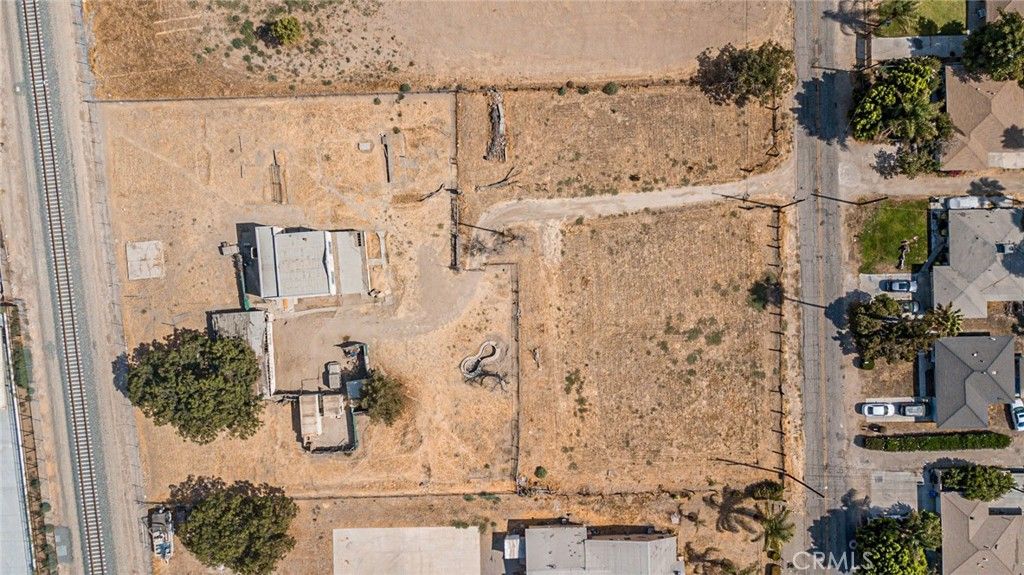 listing image 130729337779186543010