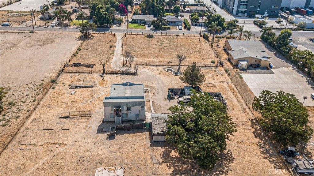 listing image 130720661075710780465