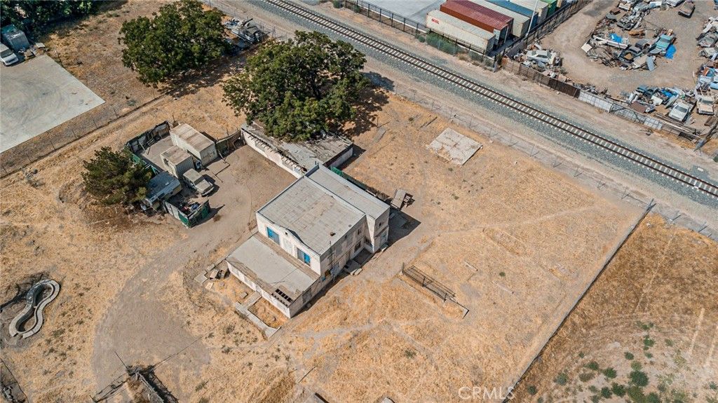 listing image 130729795045484516366