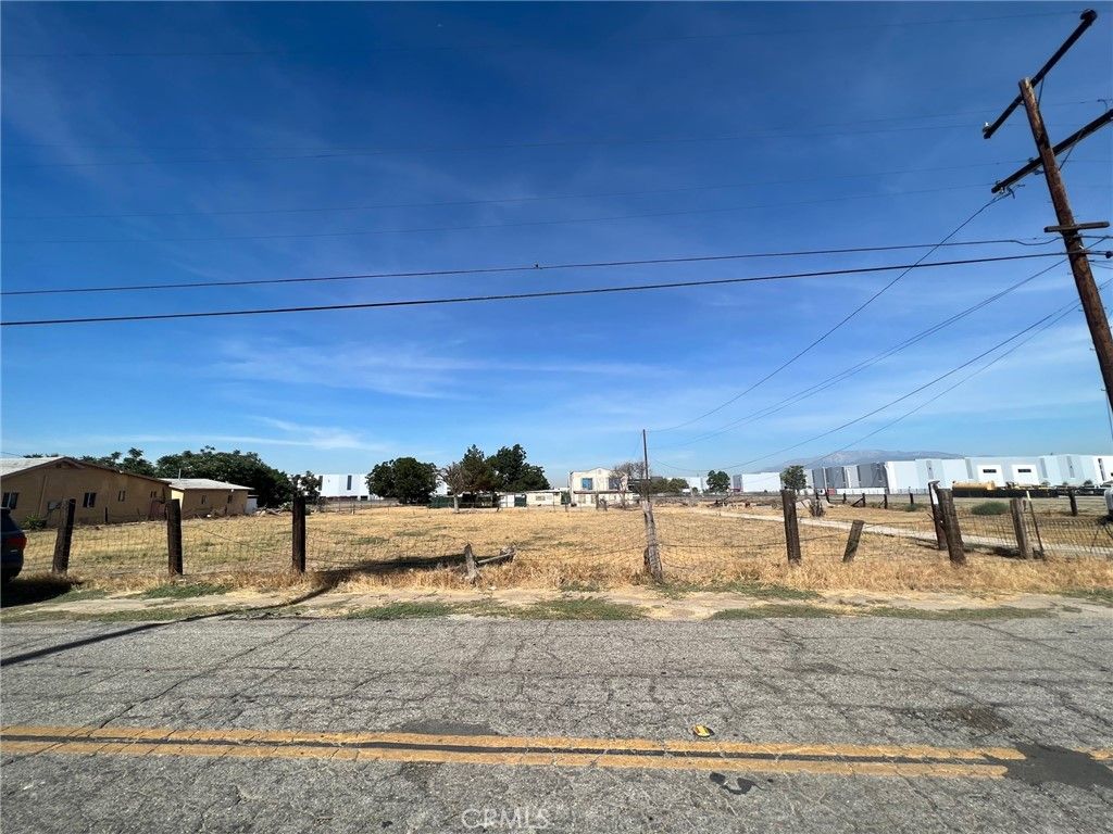 listing image 130721777748800693154