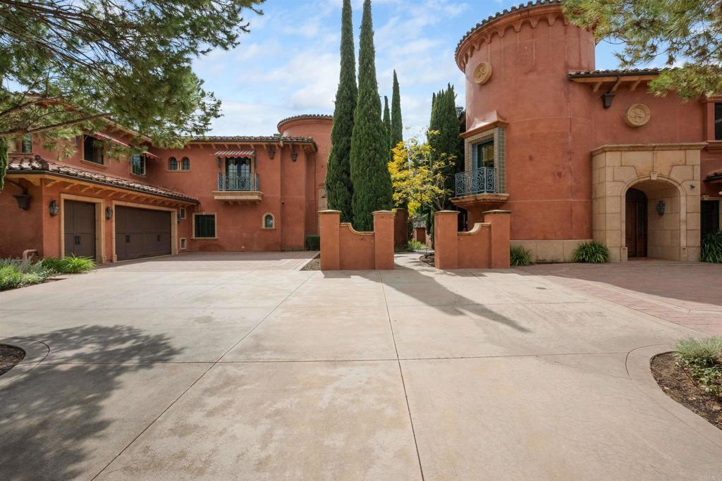 Grand Del Mar Place VU 8-4-9