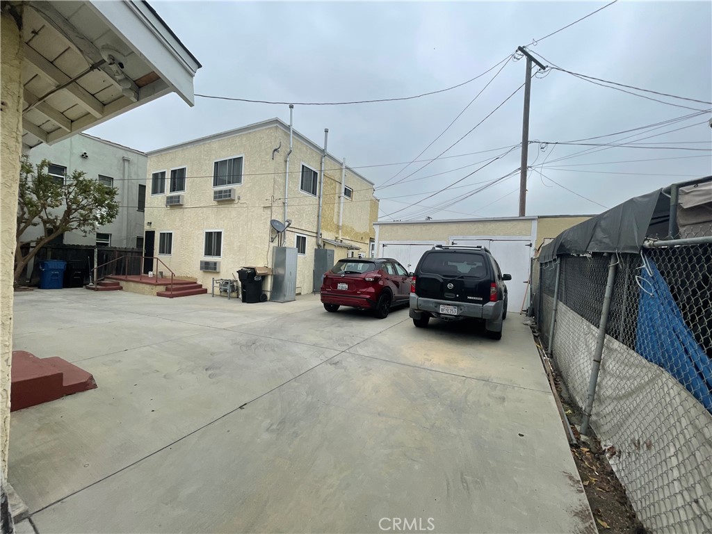 414 S Grevillea Avenue