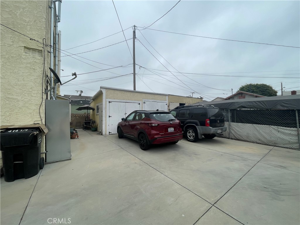 414 S Grevillea Avenue