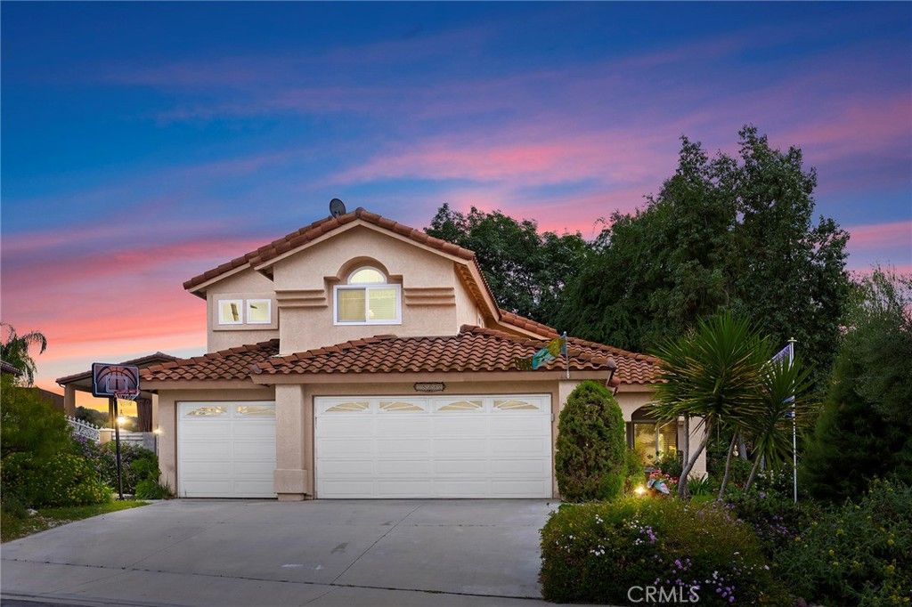 listing image 130723296221670516694