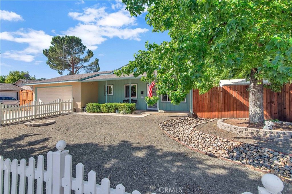 listing image 130726137443486997543
