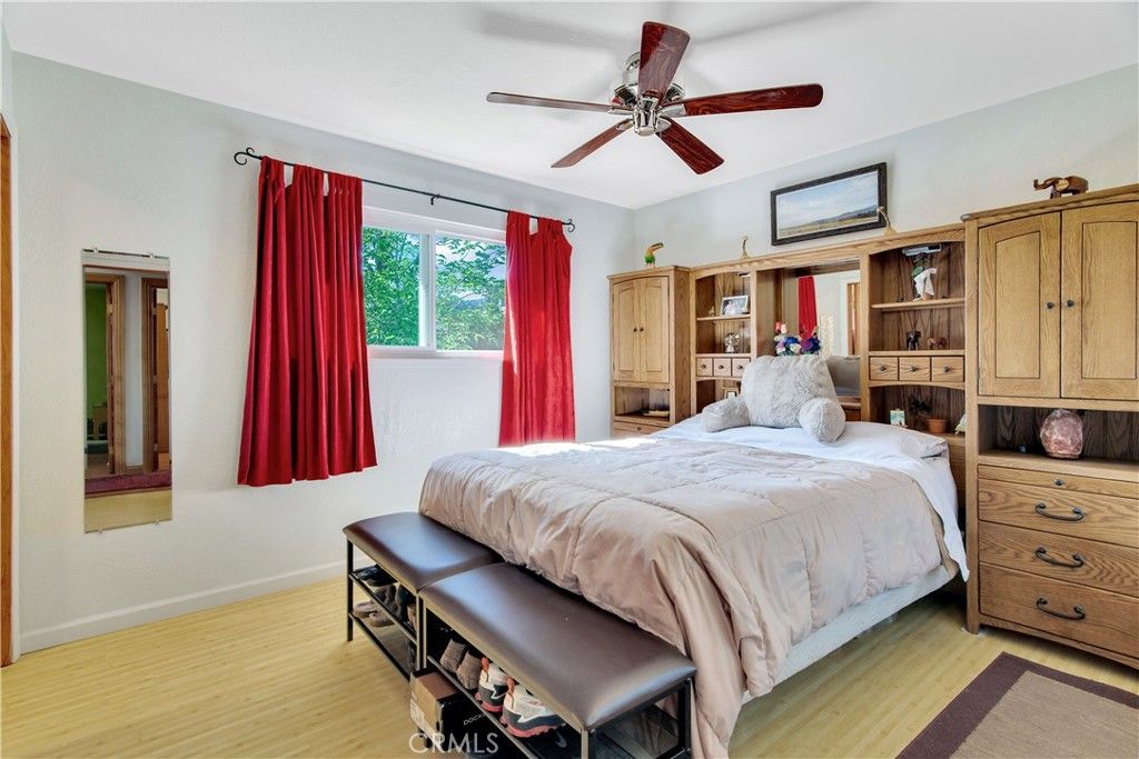listing image 130720894469298658531