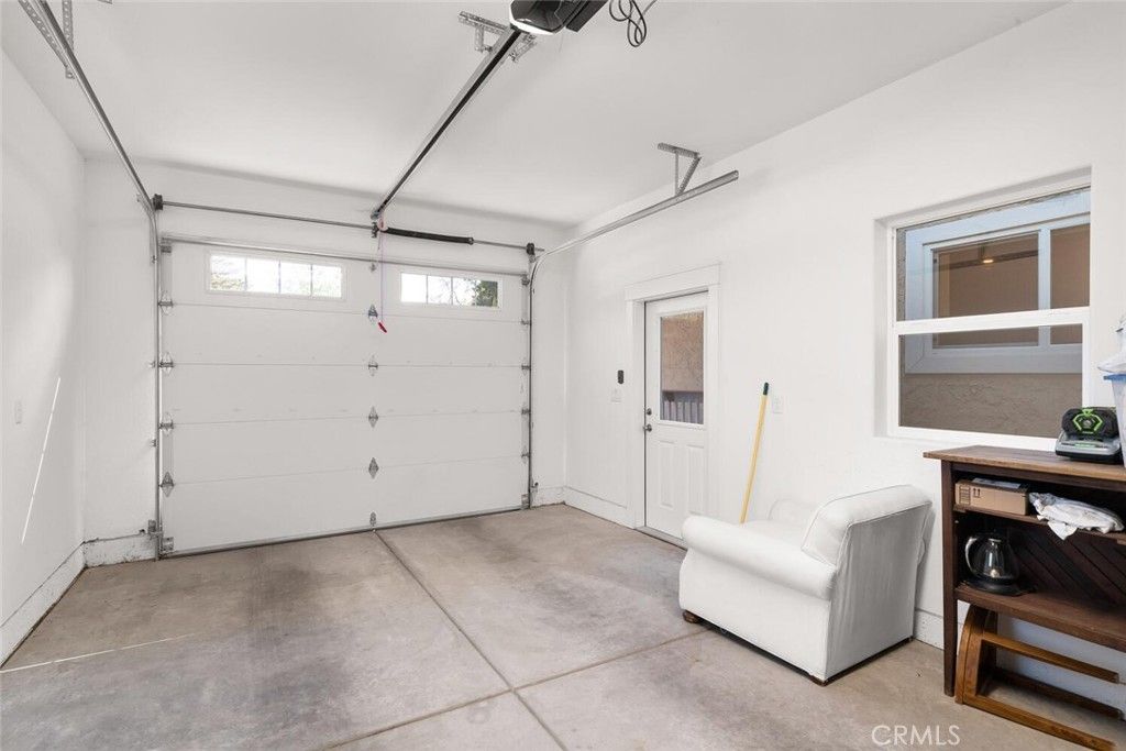 listing image 130720985507552992719