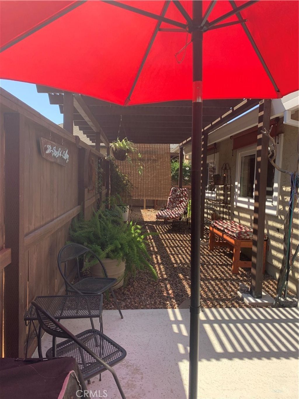 listing image 130724740648593330835