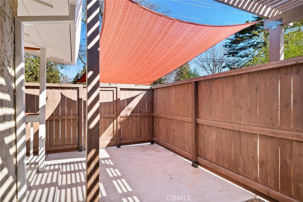 listing image 130720390350540729543