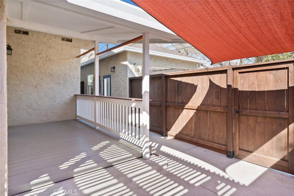 listing image 130725719354076569991