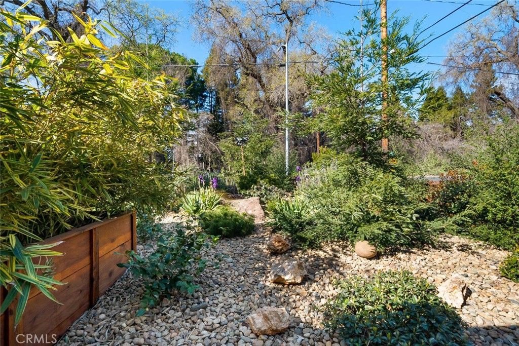 listing image 130725062301215948243