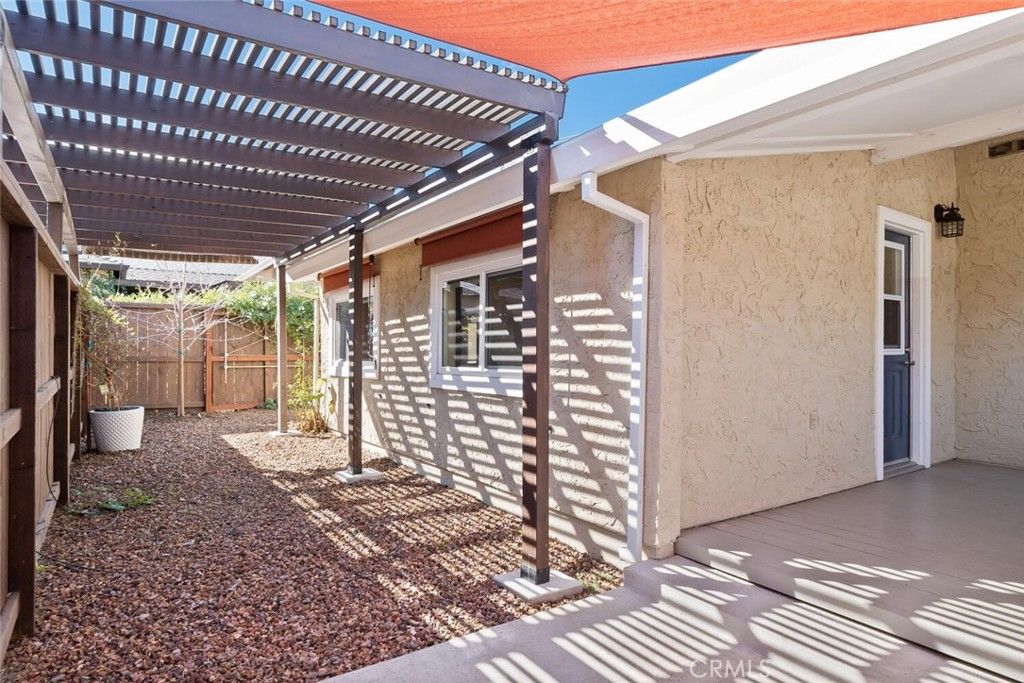 listing image 130725086048373338553