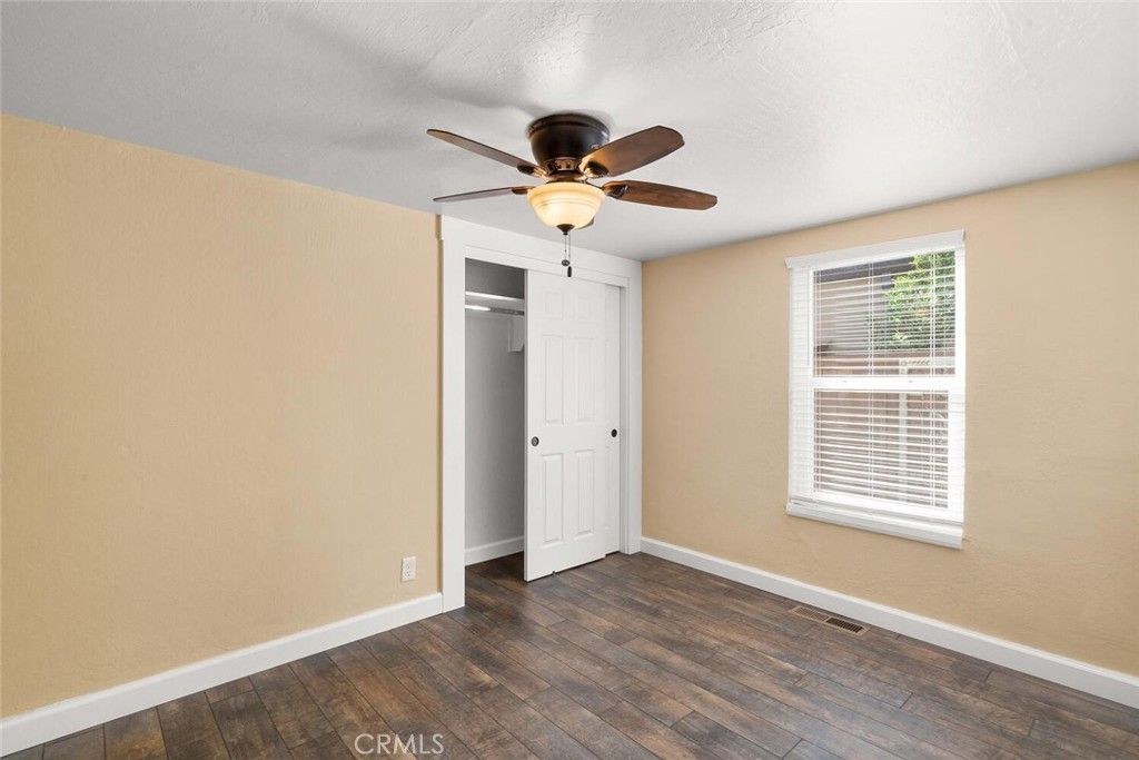listing image 130726948958917695774