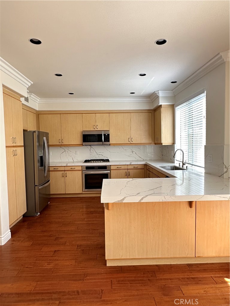 Miramonte (MIRA) - Residential Lease