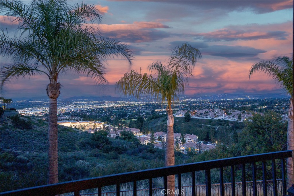 2885 Hidden Hills Way
