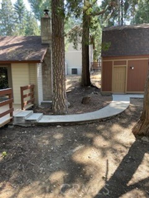 A home in Cedarpines Park