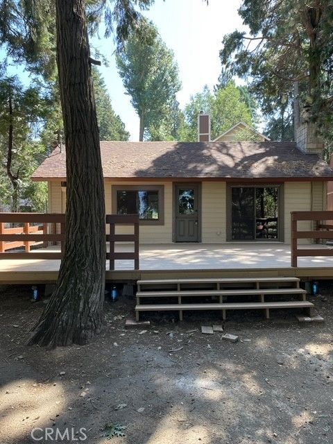 A home in Cedarpines Park