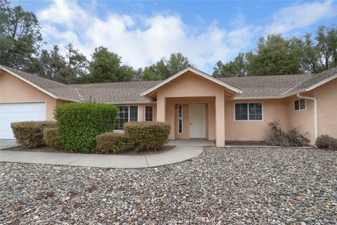 A home in Mariposa