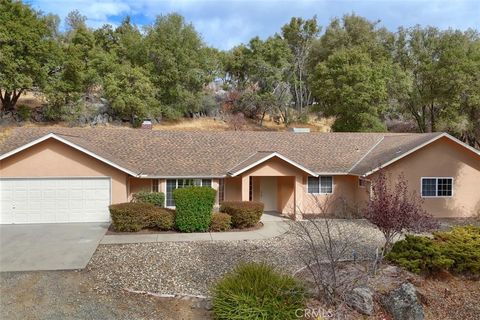 A home in Mariposa