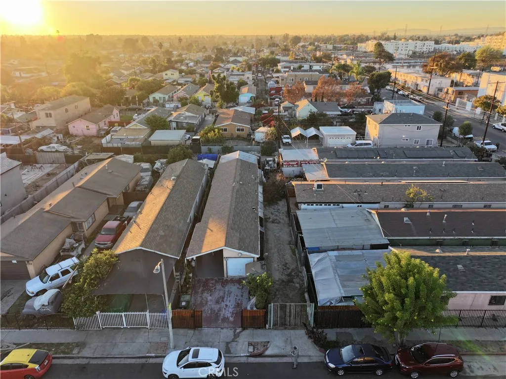 Los Angeles, California 90002, United States, 3 Bedrooms Bedrooms, ,1 BathroomBathrooms,Residential,Active,27550