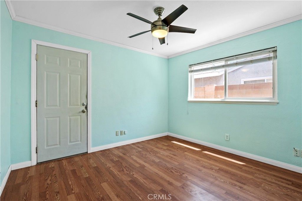 listing image 130726828950181042687
