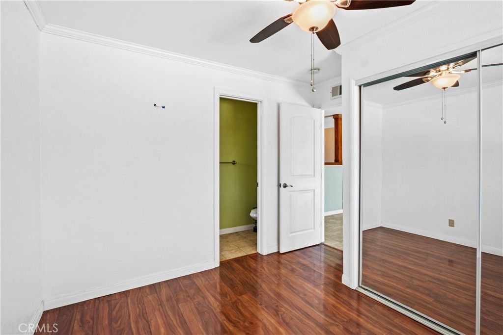 listing image 130727272694759870264