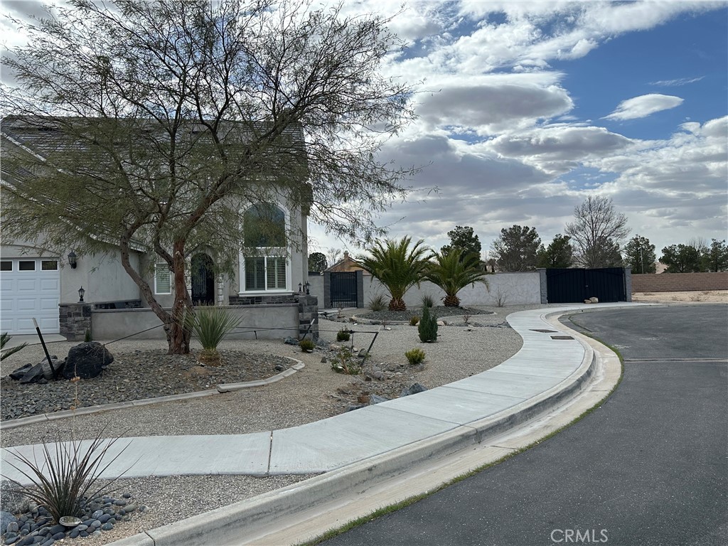 11238 Lindsay Lane