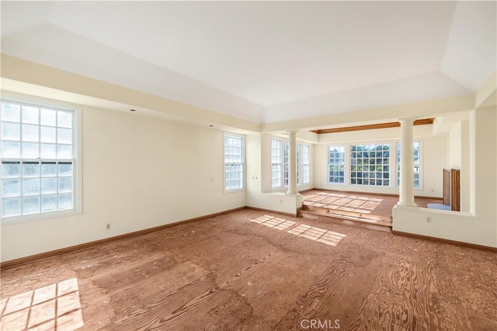 Belcourt Custom (BLCS) - Residential