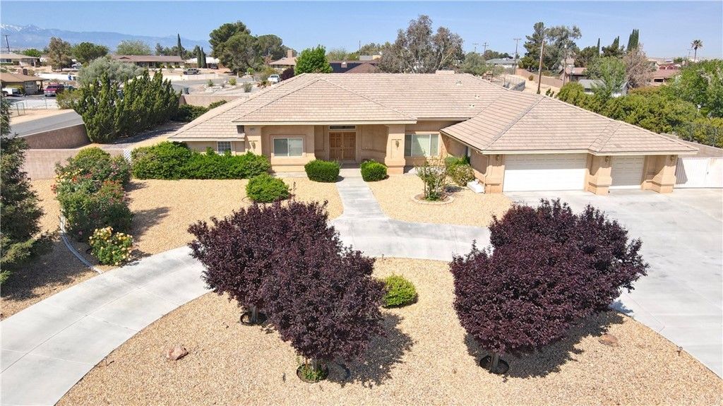 listing image 130721651933426411576