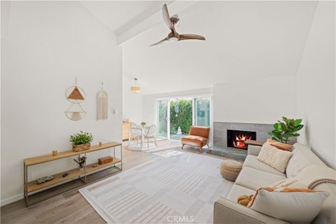 Featured picture for the property SB23197267