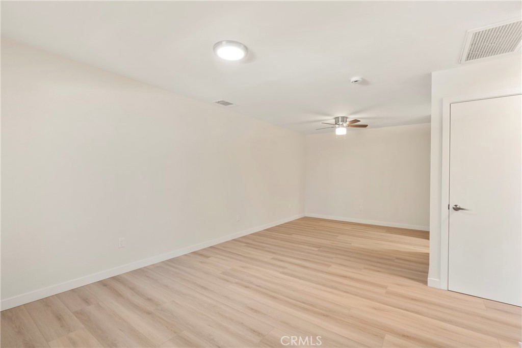 Photo 8 of 28 of 2875 Los Felices Road 203 condo