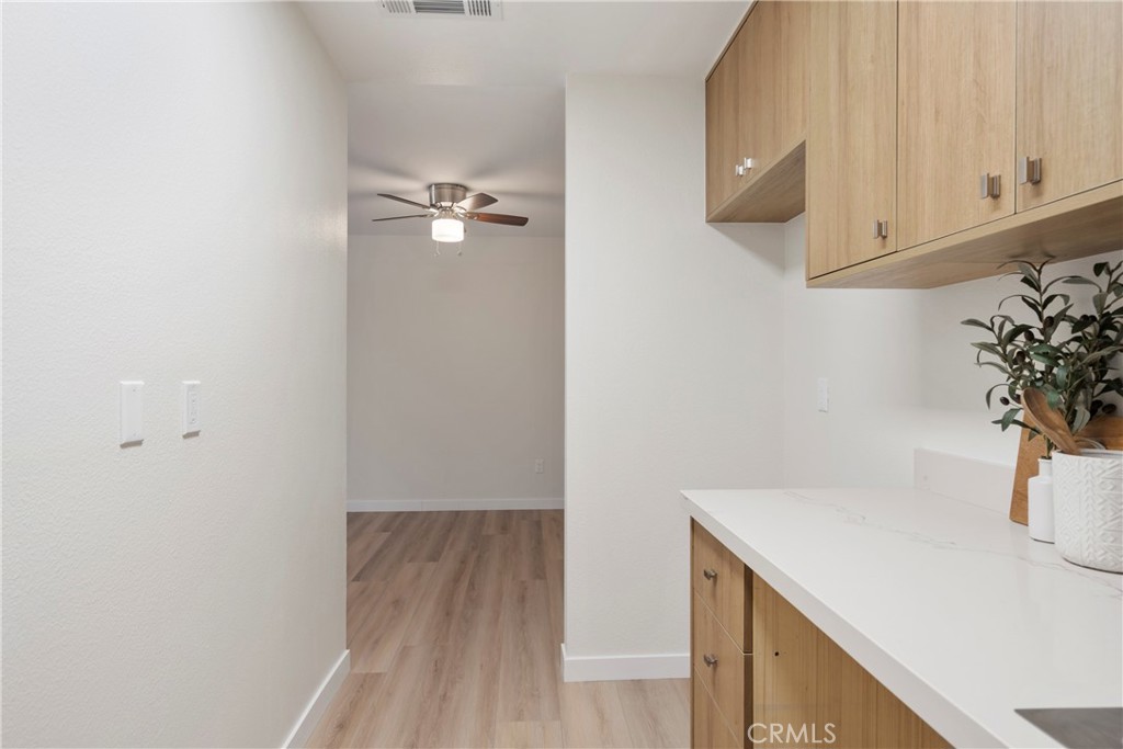 Photo 5 of 28 of 2875 Los Felices Road 203 condo