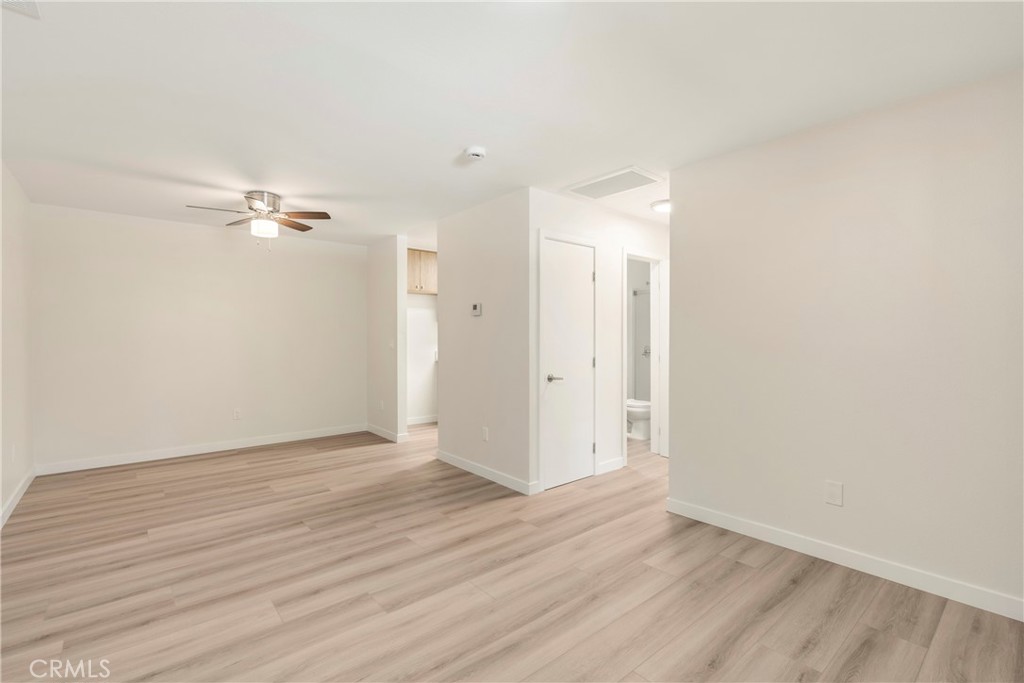 Photo 4 of 28 of 2875 Los Felices Road 203 condo