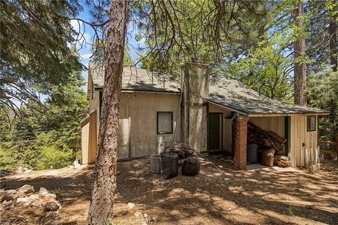 A home in Running Springs