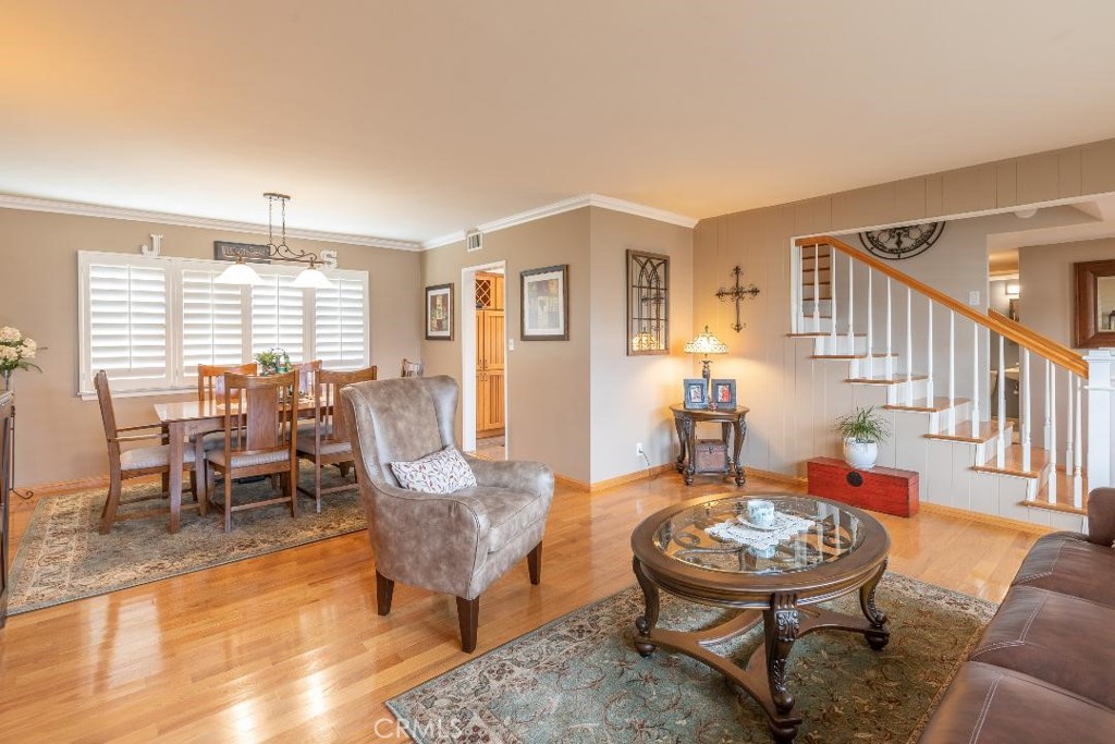Photo 11 of 50 of 15434 Fairacres Drive house