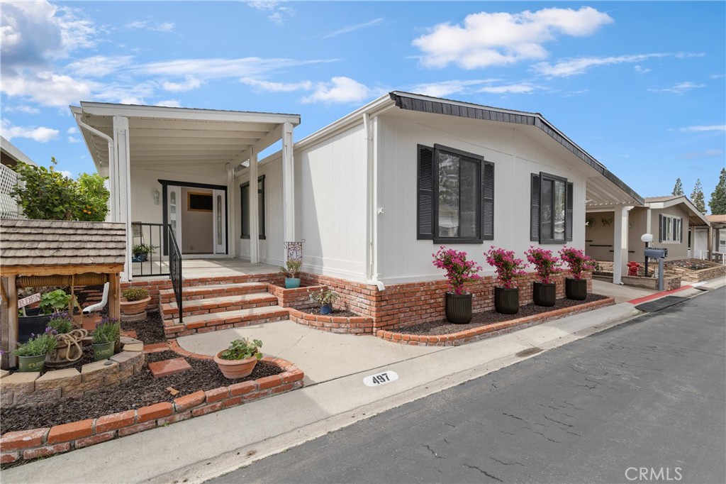 5200 Irvine Boulevard 497