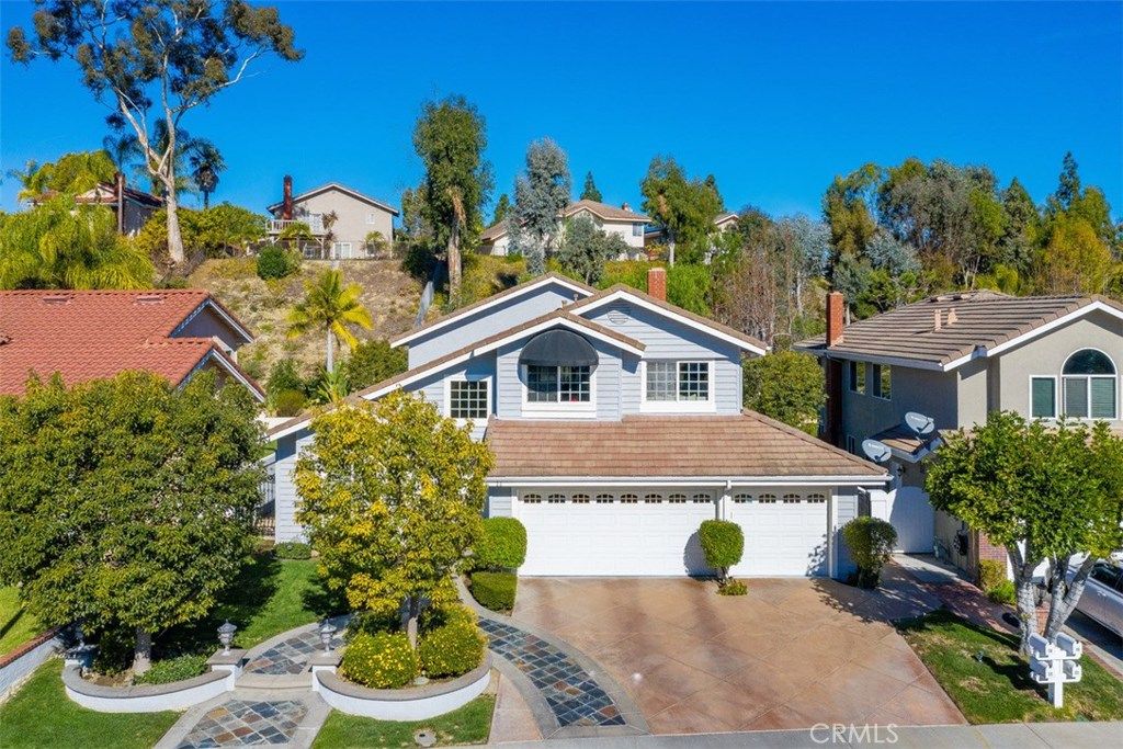 listing image 130729629523440910365