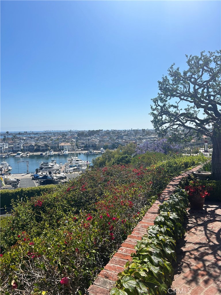 Irvine Terrace (IRVT) - Residential