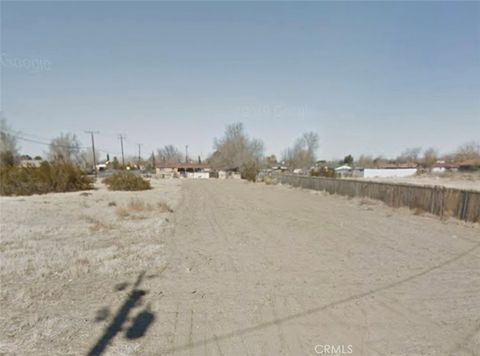 Photo of 12 E Avenue, Littlerock, CA 93543 (MLS # CV24144384)