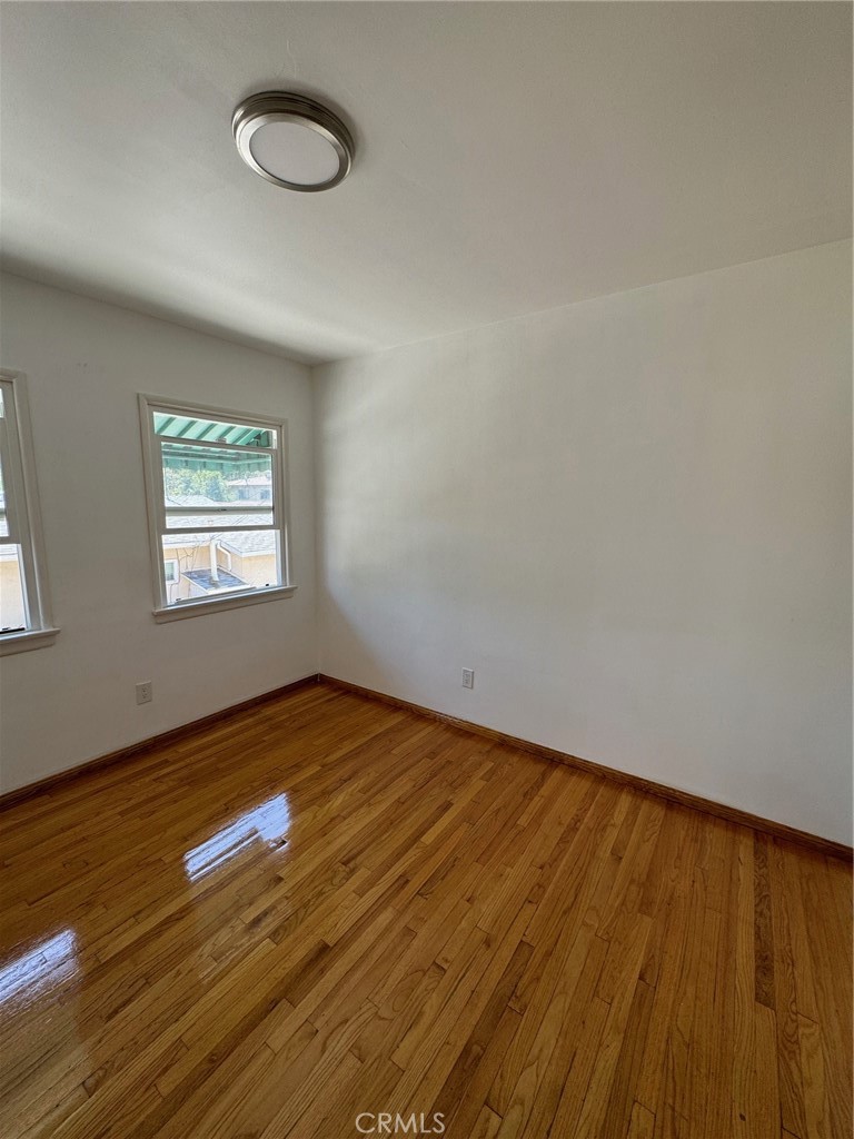 Properties 4 608 E Lexington Drive 608