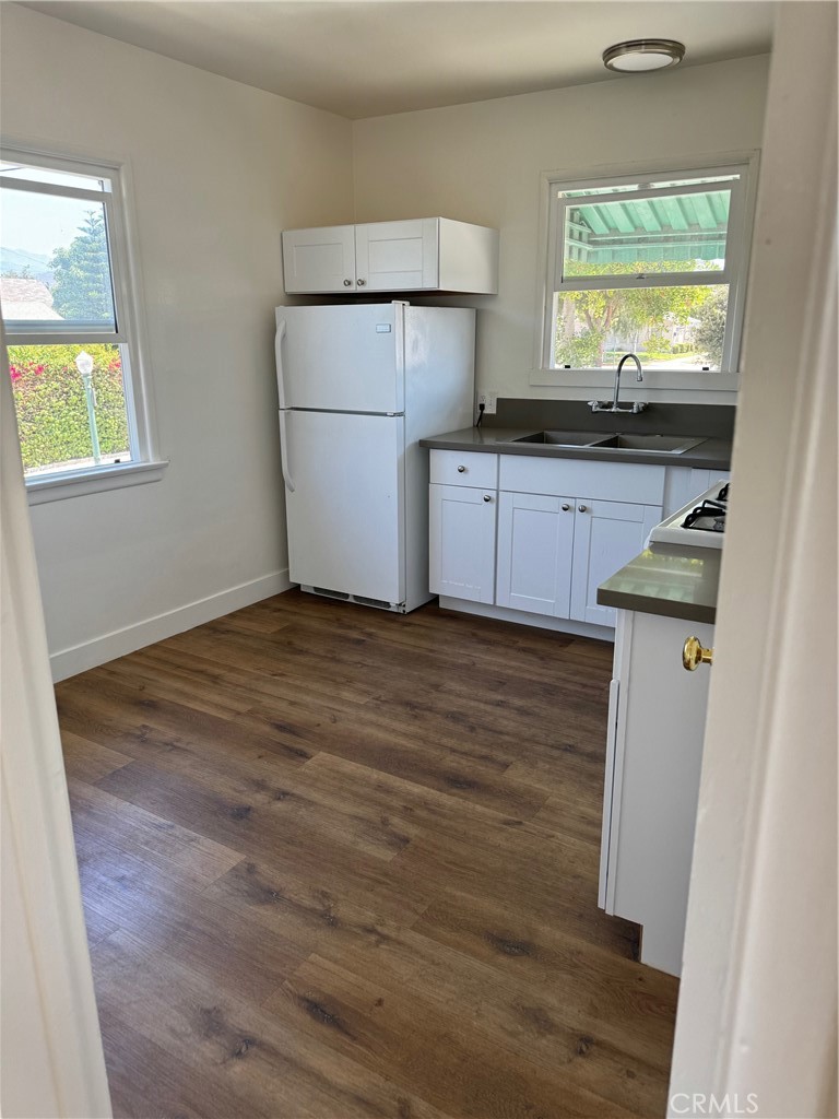 Properties 3 608 E Lexington Drive 608