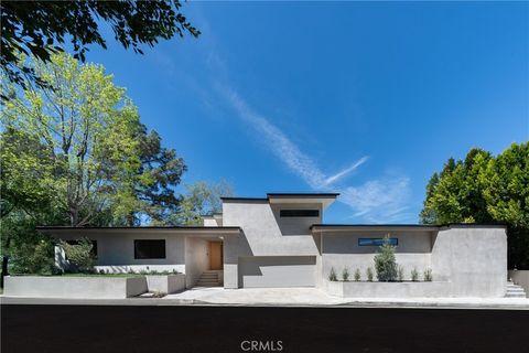 3901 Cody Road Sherman Oaks CA 91403