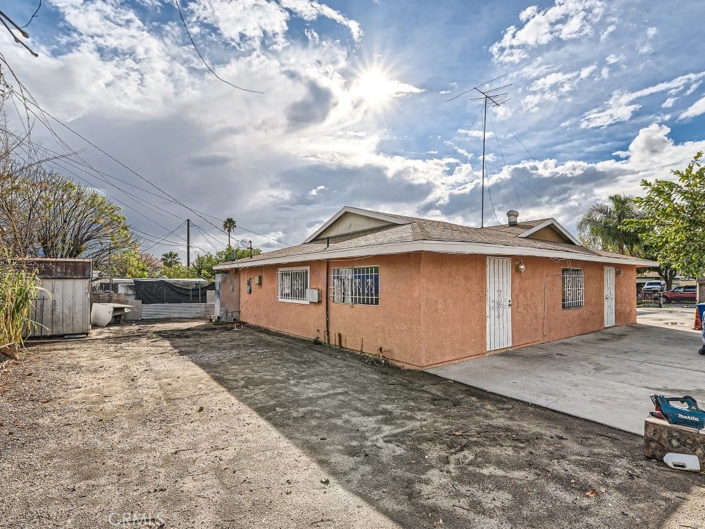 2505 San Carlo Avenue
